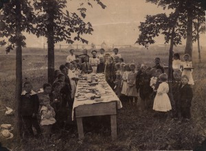 Blackman School Picnic, 1903.